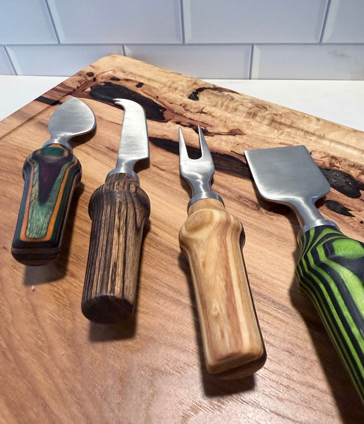 Cheese Knives in Laminated woods