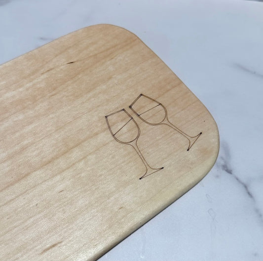 Small Beech Wood Charcuterie Board with engraving of wine glasses